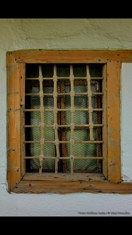 Bujtina Zhaveli Panzió Gjakova Kültér fotó